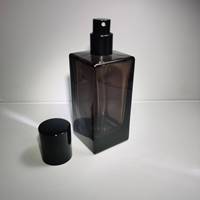 Flacon de parfum cosmétique en verre noir 50 ml, design carré, bouchon de luxe, pulvérisateur à pompe, emballé, vide, pour Cologne homme, sérigraphié, givré
