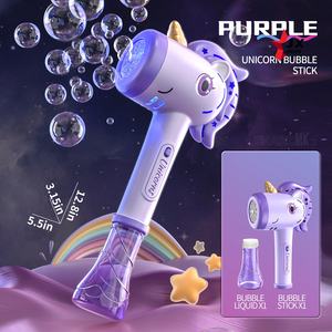 Nouveaux produits 2025 bâton magique pistolet à bulles Machine <span class=keywords><strong>Maker</strong></span> jouets en plein air princesse licorne lumière en plastique baguettes à bulles pour enfants filles - Product Image 4