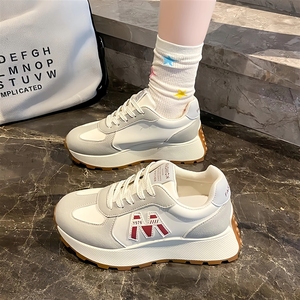 Chaussures décontractées blanches pour femmes 2025, petites tailles, baskets de sport et de loisirs, surface en maille respirante - Product Image 3