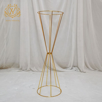 Support floral en métal doré pour centre de table de mariage, décoration de table et accessoires de défilé