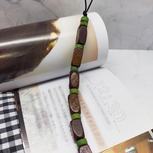 Chaîne de perles en bois moderne de 7 pouces avec des perles cylindriques et des petites perles rondes pour la décoration de la maison et les travaux manuels - Product Image 5