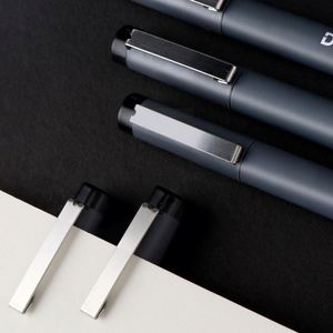 Ensemble de 11 stylos manga à pointes fines, encre noire, feutres fins pour le dessin, la calligraphie, le croquis et le traçage - Product Image 2
