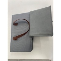 Panier d'escalier. Grand panier organisateur d'escalier pliable pour un rangement ordonné sur des escaliers en moquette ou en bois. Léger, pliable