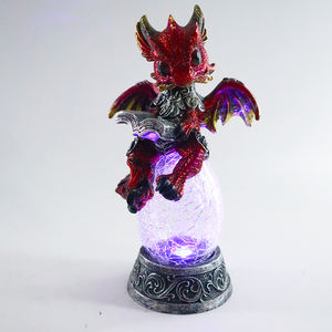 Estatuilla de lectura de dragón de resina hecha a mano creativa estatua de dragón bebé con luz Led con Base de huevo - Product Image 6