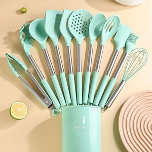 Ustensiles de cuisine en silicone, ensemble d'ustensiles de cuisine avec poignée en silicone et seau de rangement - Product Image 1