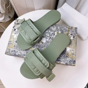 Women's Summer Casual <b>Flat</b>-Bottomed <b>Sandals</b> Designer Luxurious Fashionable Brand Slides Slippers PU Upper - Product Image 2