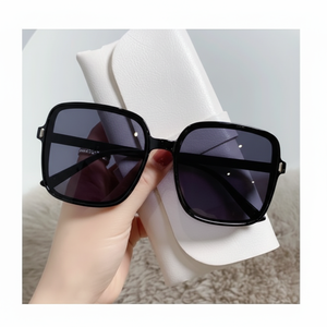 G & G Sports Eyewear Lunettes de soleil Big Square BB Pastel avec bord en corne Design unisexe pour hommes et femmes joueurs de golf - Product Image 1