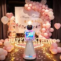 Устойчивая антивибрационная база для роботизированного фотокиоска для съемки на плоской поверхности в студии