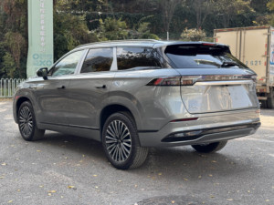 Vente en gros de voitures d'<span class=keywords><strong>occasion</strong></span> chinoises CHEERY Cheryo Tiggoo 9 C-DM Modèle 2025 106 km CLTC SUV Hybride Automatique Batterie Euro LFP - Product Image 5