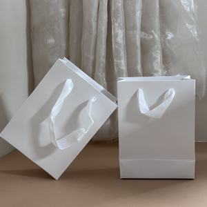 Custom Design Luxury Gift <b>Bags</b> Boutique Perfumes Wedding <b>Small</b> Jewelry Packaging <b>Black</b> Paper <b>Bag</b> Printing With Handles - Product Image 1