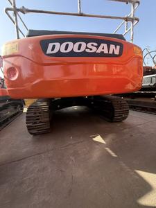 รถขุดไฮดรอลิกแบบตีนตะขาบ DOOSAN DX340LC มือสอง นำเข้าจากเกาหลีแท้ น้ำหนัก 34 ตัน เหมาะสำหรับงานขุดขนาดใหญ่และงานดินหนักในโครงการเหมืองและโครงสร้างพื้นฐาน - Product Image 1