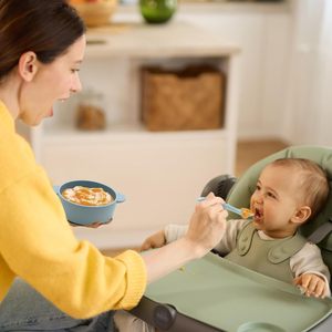 Juego de Utensilios de Alimentación para Bebés, Primera Etapa, Libres de BPA, con Cucharas de Silicona de Punta Suave para el Aprendizaje - Product Image 3
