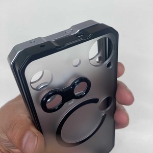 Funda Magnética Híbrida con Marco Metálico para Nothing Phone 3 5G, Parte Trasera Transparente Esmerilada de PC, Resistente a Impactos - Product Image 3