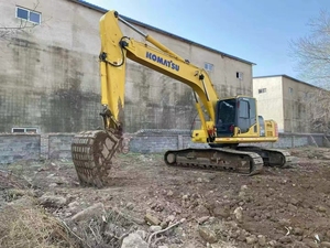 Komatsu PC240-8 Excavadora de 24 Toneladas Usada, Fabricada en Japón, en Perfecto Estado, en Venta, Disponible para Envío Inmediato - Product Image 6