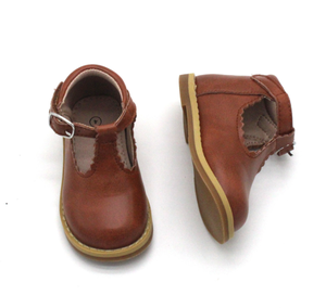 Chaussures plates pour bébé en cuir véritable marron avec boucles en T personnalisées, semelle en caoutchouc - Product Image 6