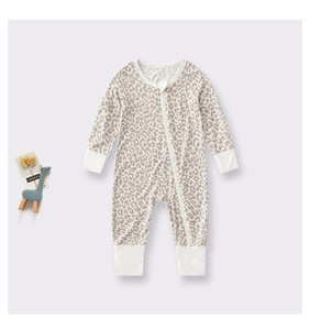 Pijama Enterizo para Bebé con Cierre Frontal, 95% Bambú / 5% Spandex, Ultra Suave, Manga Larga, para Primavera y Otoño, Ideal para Piel Sensible - Product Image 2
