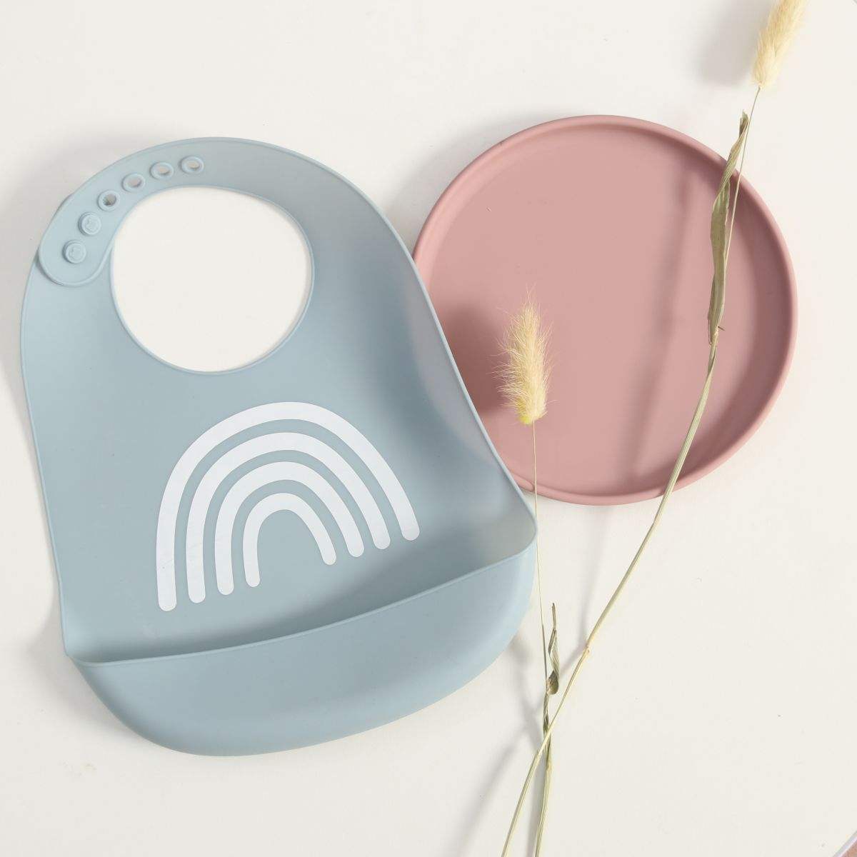 เอี๊ยม1C รุ้ง