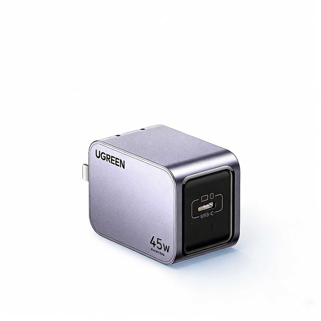 UGREEN 45W GaN Fast Charger for iPhone 17/16 Pro Max USB-C Wall Charger
