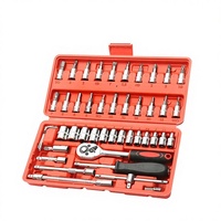 Kit de réparation automobile 46 pièces avec clé à douille, coffret en plastique, jeu de clés à cliquet 1/4, rallonges, embouts et arbre flexible pour usage domestique