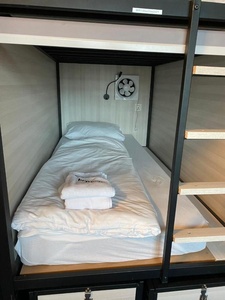 Cápsulas de Hostal con Estructura de Madera y Acero, 6 Camas, con Cajones Debajo de la Cama, Cápsula para Dormir, Madera y Acero - Product Image 2