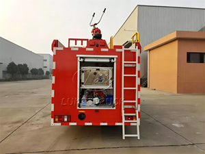 Camión de Bomberos Isuzu de 1500 Litros con Volante a la Derecha, Vehículo Contra Incendios Japonés LHD/RHD para Kenia/Filipinas - Product Image 4