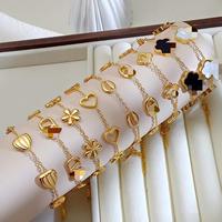 Bracelets et Joncs Femme en Acier Inoxydable Plaqué Or 18K avec Breloques Fleur Cerise Mignonnes – Vente en Gros