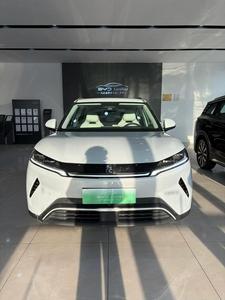 USD 2025 BYD YUAN UP 401KM BEYOND EDITION SUV de 5 Puertas y 5 Asientos, Eléctrico Puro, Full Opción, 2WD para Uso Personal, Blanco sobre Blanco - Product Image 1
