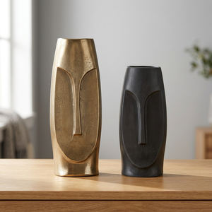 Ensemble de porte-bougies en fer naturel écologique, lanterne noire pour la décoration de Noël et de Pâques par Indian Home Crafts - Product Image 3