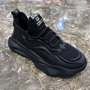 Chaussures de course épaisses pour hommes, design OEM, en maille respirante, légères, antidérapantes, à semelle épaisse, pour la marche quotidienne - Product Image 4