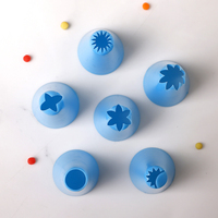 Ensemble de 7 douilles à pâtisserie en plastique pour décorer les gâteaux, outils de pâtisserie, embouts pour glaçage et crème florale pour gâteaux d'anniversaire/cupcakes/biscuits