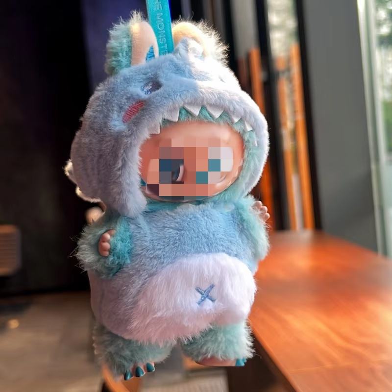 Mono de tiburón azul (excluyendo muñecas)