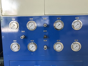 Yongheng Thủy Lực 12000KN Xuống Đột Quỵ Servo Kiểm Soát Tấm Kim Loại Đồng Tee Ống Dưới Ống Hydroforming Machine - Product Image 5