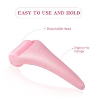 Certifié CE Cooling Beauty ICE Roller pour le blanchiment du visage et du corps Réduit les rides Cernes Soulage les rougeurs