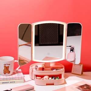 <span class=keywords><strong>Miroir</strong></span> de Maquillage Carré Portable LED <span class=keywords><strong>Triple</strong></span> <span class=keywords><strong>Pliant</strong></span>, Nouveau Style, <span class=keywords><strong>Miroir</strong></span> de Voyage de Beauté avec Lumière Rechargeable - Product Image 4