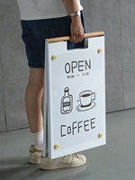 Panneaux publicitaires et de guidage pliables sur pied de style coréen personnalisés pour usage commercial extérieur dans les cafés et les gîtes