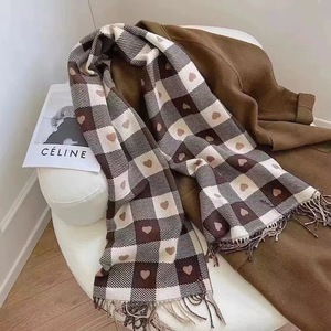 2025 <strong>New</strong> Autumn Winter Thickened Warm Korean Version Versatile Heart Plaid Knitted <strong>Shawl</strong> Scarf - Product Image 6