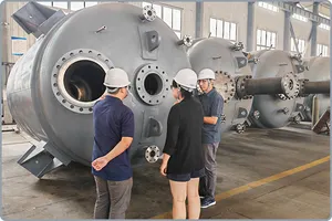 ASME Standard 20000 Liter Pressure Vessel Catalyst Reactor With Cooling Coil And Heating Jacket