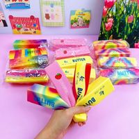 Jouet Squishy en PU Durable à Rebond Lent, Artisanat de Peinture à l'Huile Exquis, Jouet Anti-Stress à Haute Résilience