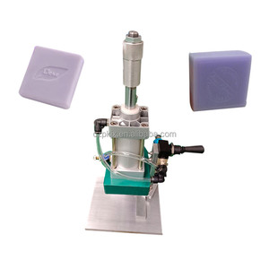 Machine d'estampage de presse à savon manuelle faite à la main de petite barre de toilette <span class=keywords><strong>Prix</strong></span> - Product Image 2