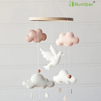 Produits pour bébés Vente en gros Boho Coran Feutre Nuage Oiseau Farce Jouets Suspendus Pépinière Berceau Mobiles Fait à la main Mobiles pour bébés