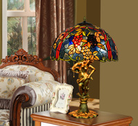 Lampe de table artistique vintage créative classique de 16 pouces avec décoration en forme de raisin, en verre teinté, pour salon, chambre à coucher, bar
