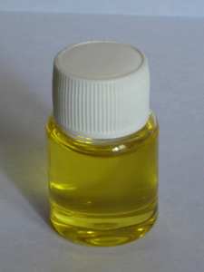 Fornecimento do Fabricante Atacado Bulk Price <span class=keywords><strong>Schisandra</strong></span> Chinensis Extrato OEM 100% Puro <span class=keywords><strong>Natural</strong></span> Orgânico <span class=keywords><strong>Schisandra</strong></span> Óleo Essencial - Product Image 2