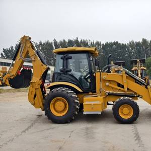 Chargeur rétrocaveuse CAT 420F d'<span class=keywords><strong>occasion</strong></span> abordable à vendre Chargeur rétrocaveuse Caterpillar 7 tonnes d'<span class=keywords><strong>occasion</strong></span> pour chantiers de construction - Product Image 1