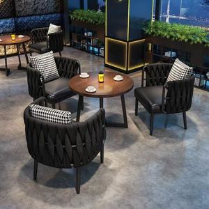 Juego de Mesa, Sillas y Sofá Industriales y Comerciales para Cafetería, Bistro y Salón de Té - Product Image 4