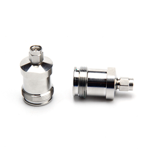 Adattatore da <span class=keywords><strong>MINI</strong></span> DIN a SMA Femmina 4.3-10 Connettore di Test 4.3/10 - Product Image 2