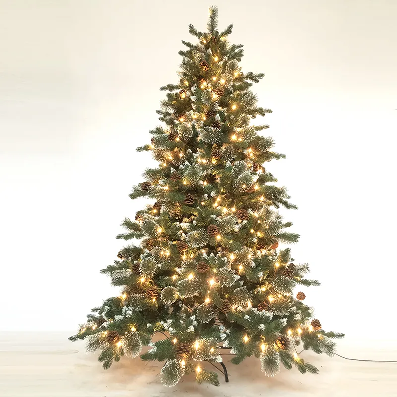 Nuove decorazioni natalizie di lusso automatico in PVC 700 LED 7.5ft albero artificiale all'aperto albero di natale con luci albero albero di natale