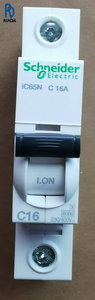 Interruptor de Circuito en Miniatura IC65N C16A 230/400V, Protección Contra Sobrecarga y Cortocircuitos, Interruptor de Aire, Montaje en Riel DIN, Seguridad Eléctrica - Product Image 1