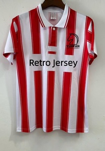 Kit Calcio Vintage all'Ingrosso, Maglie Classiche Retrò di Club e Squadre Nazionali, Servizio OEM, Completi Estivi, Taglio Automatizzato, Asciugatura Rapida - Product Image 4