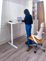 Bureau debout moderne en bois Officeworks, hauteur réglable, extensible, avec moteur simple flexible (plateau de bureau en option)