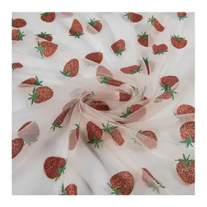 Penjualan langsung dari pabrik kain Tulle Glitter Strawberry Thermoprint pernikahan 100% Polyester Mesh kain